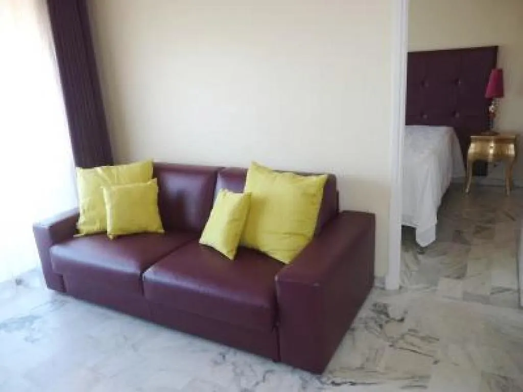 Fleuris Purple Daire Cannes