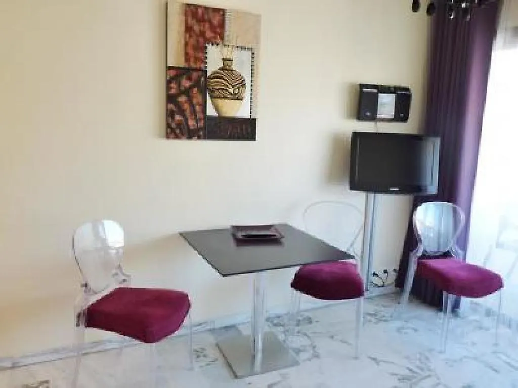 Fleuris Purple Daire Cannes